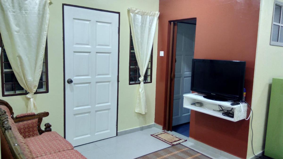 HOMESTAY KAMPUNG DELEK BARU, KLANG - Housity