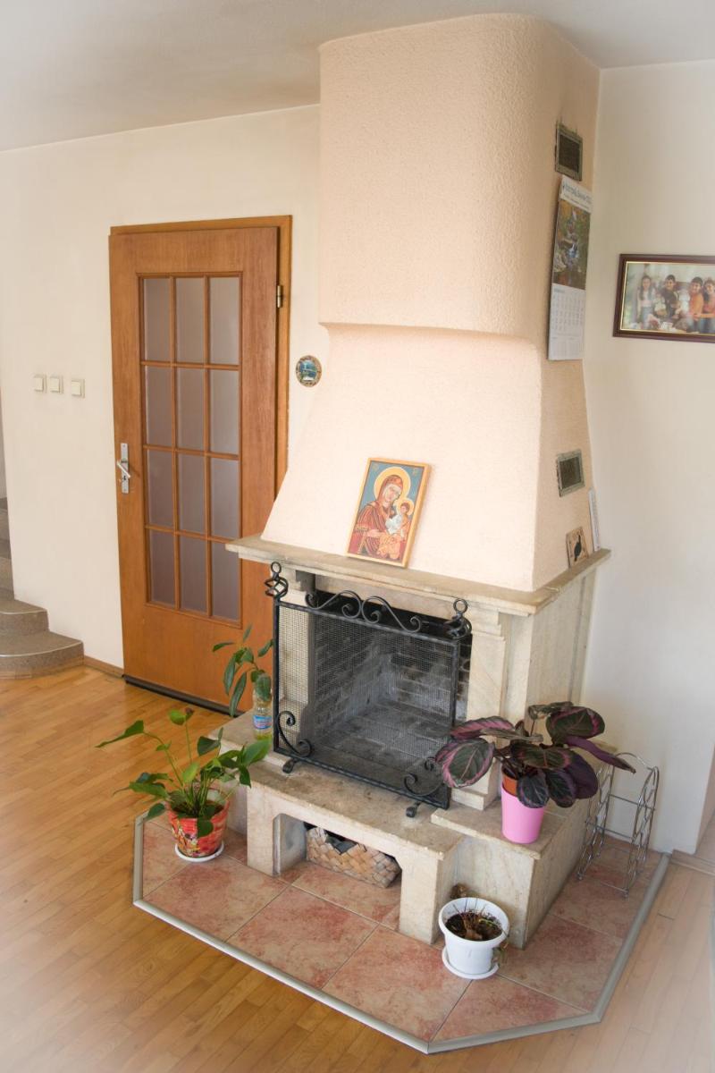 Cosy, quiet house with Vitosha view near Paradise - Housity