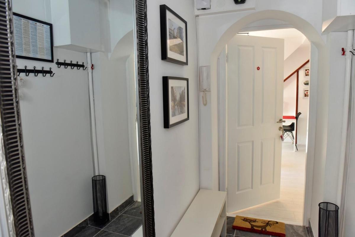 Apartments ZAGREB TALES - Housity