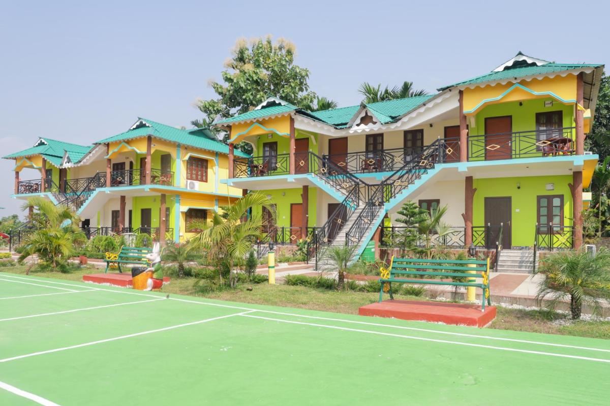 Resort Trimurti - Housity