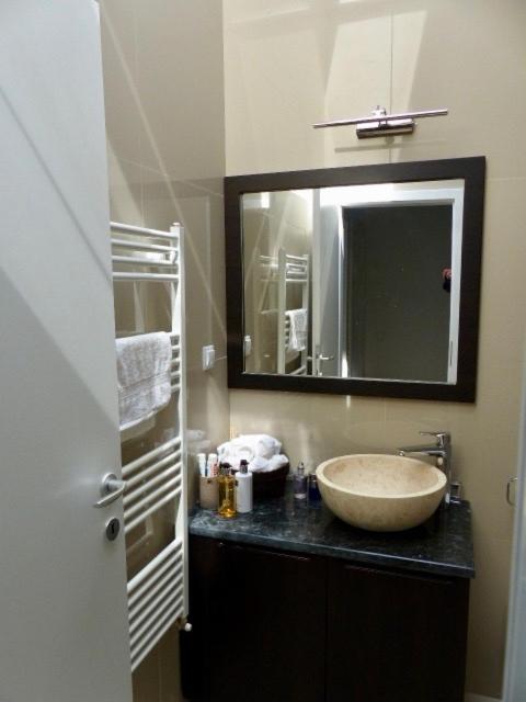 Modern, deluxe apartment in rural part of Floresti, Cluj-Napoca - Housity