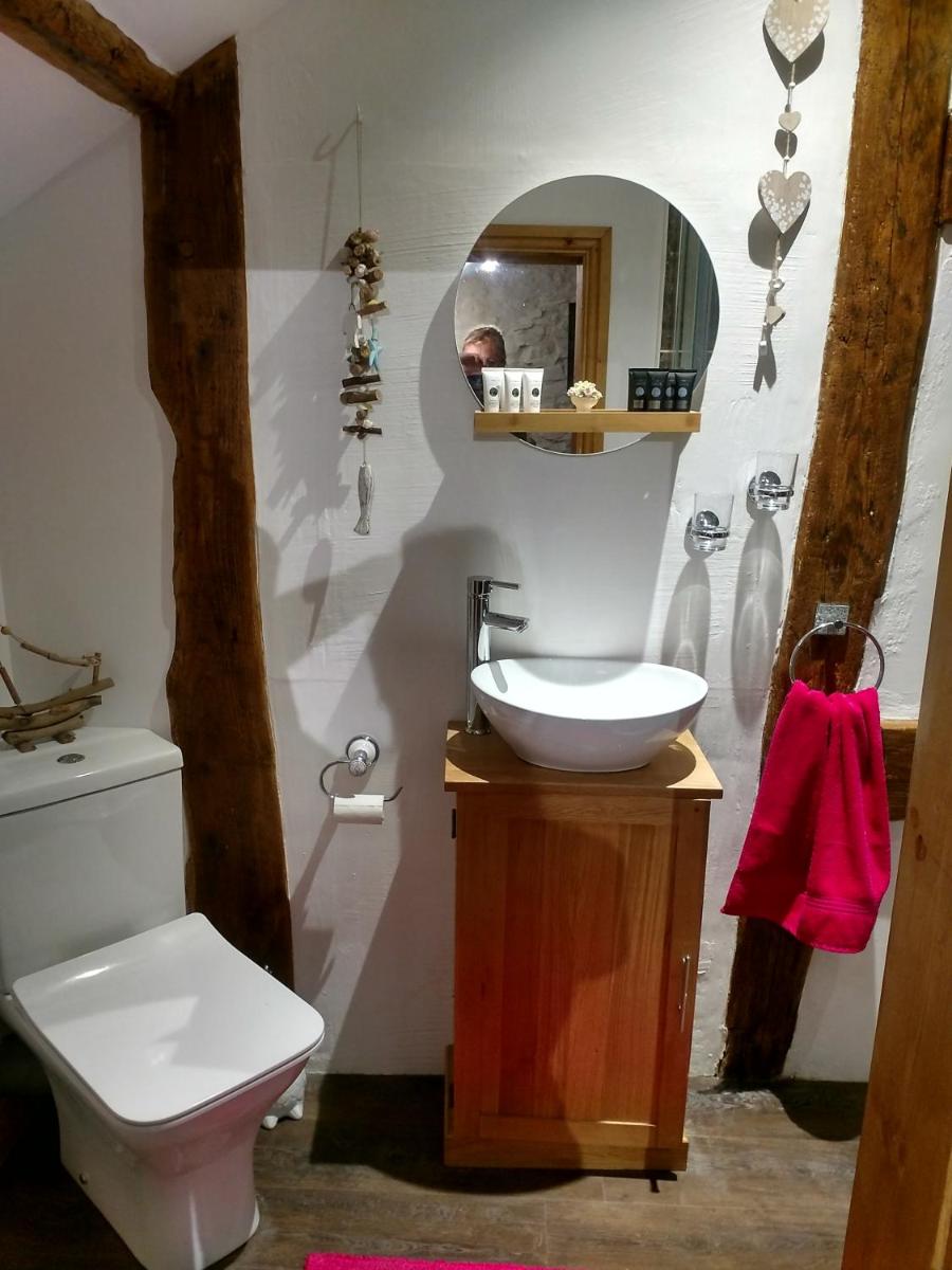 Brecon Boutique Breaks River Run - Housity