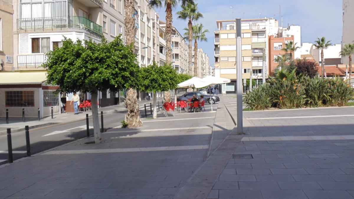 Apartamento Moriones A. A150 m del mar en centro de ciudad - Housity