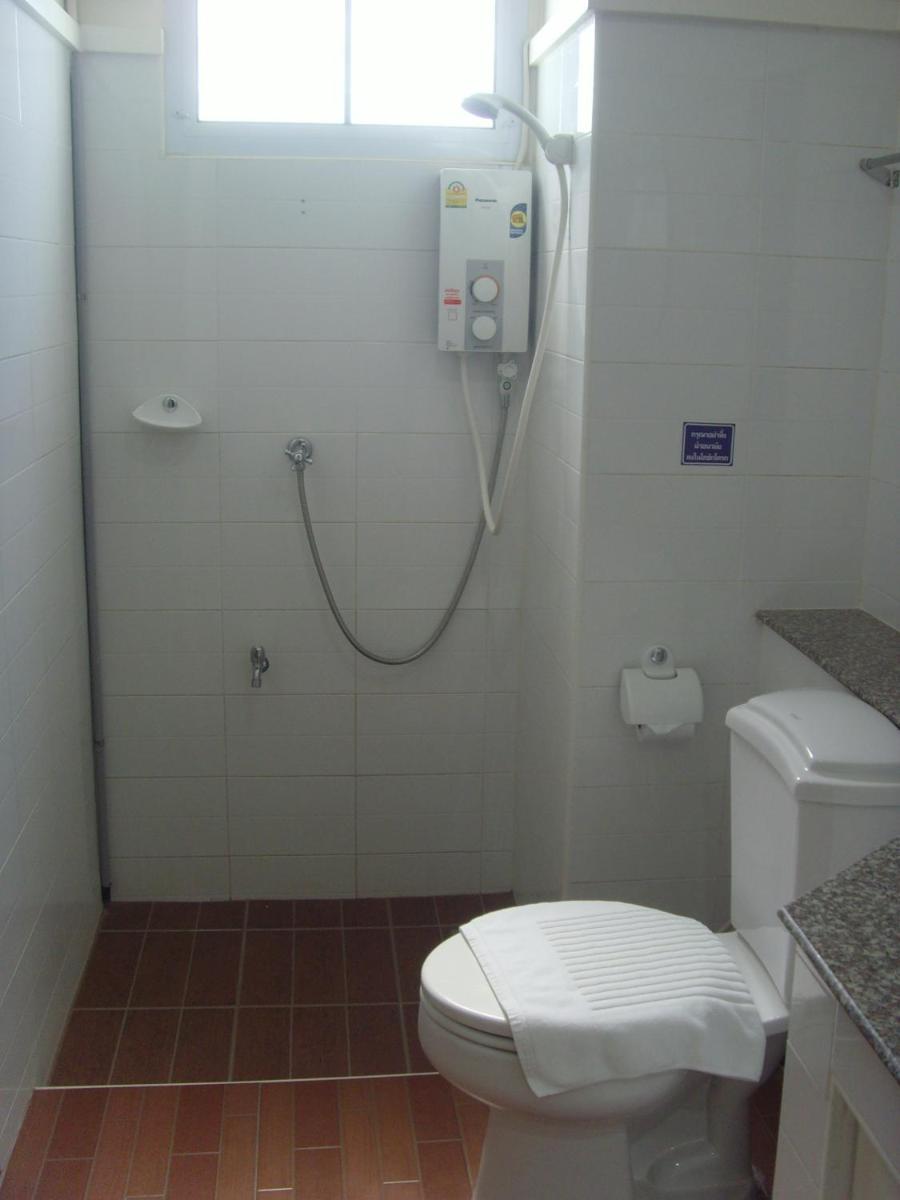 Baan Sanpoom - Housity