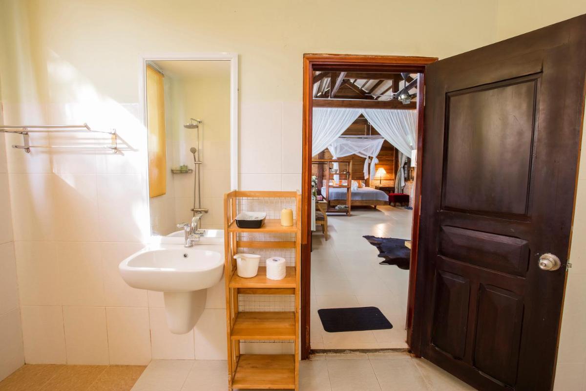 Cat Tien Jungle Lodge - Housity