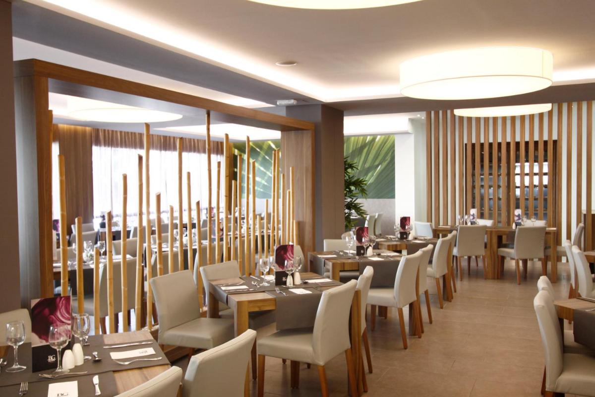 Un restaurante o sitio para comer en BG Caballero