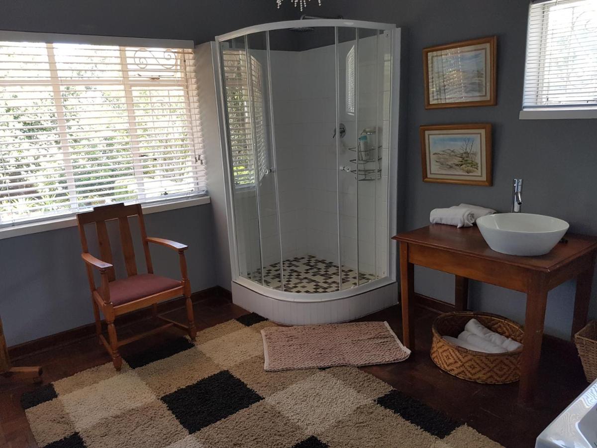 Burnham Road Suite Guest House - Housity