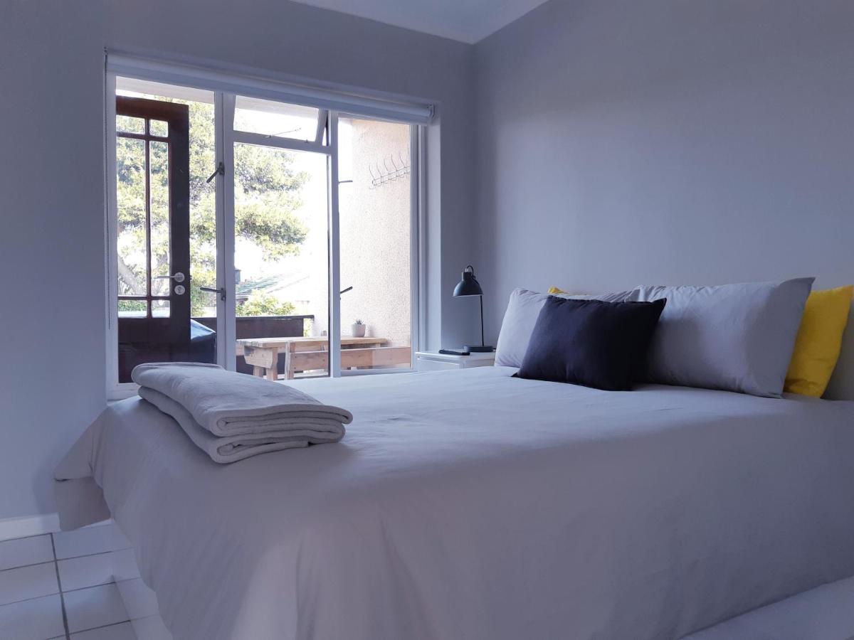 Beautiful Bell Rock - partial inverter - Housity