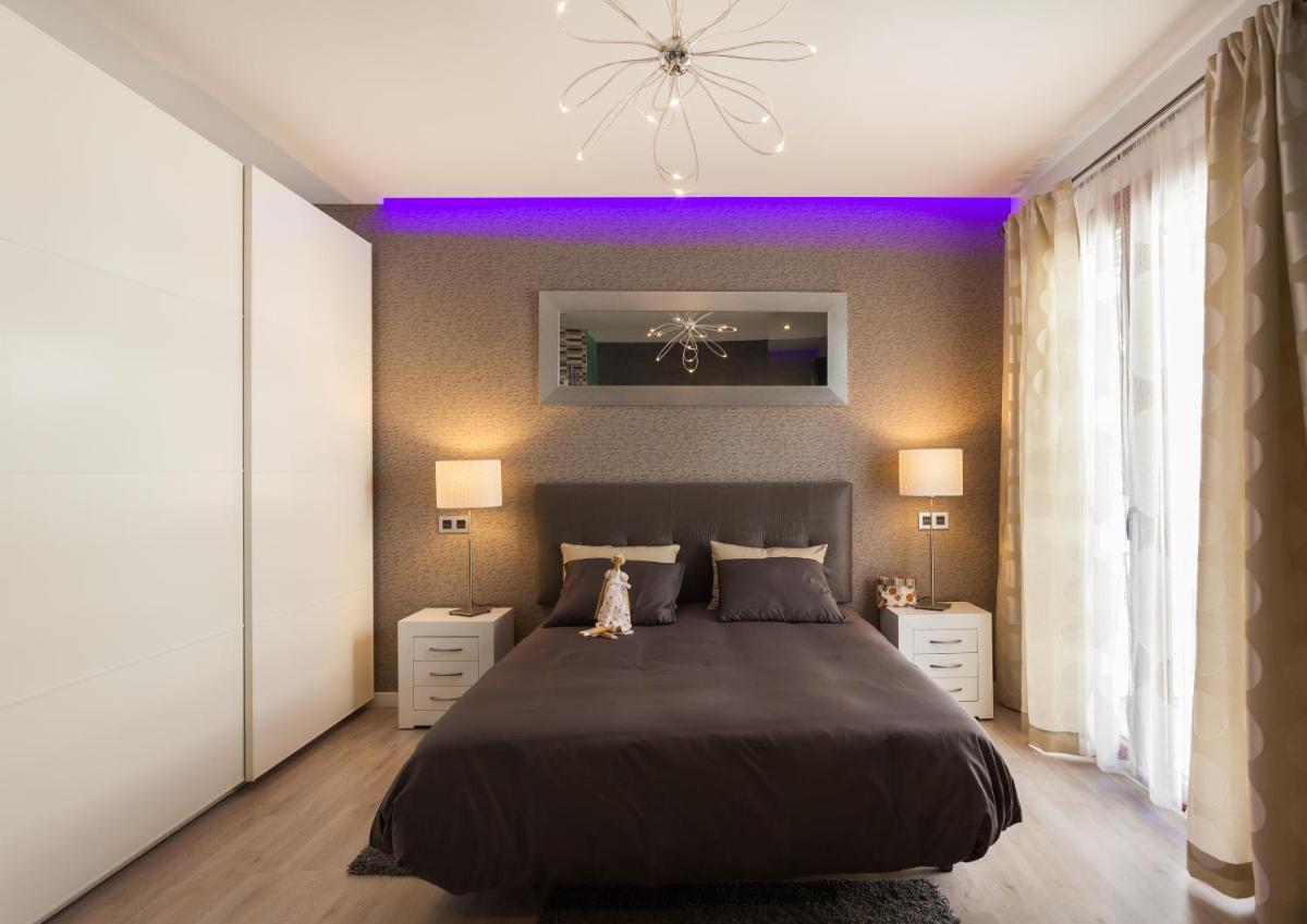 Mafloras Luxury&Beach Apartment - Housity
