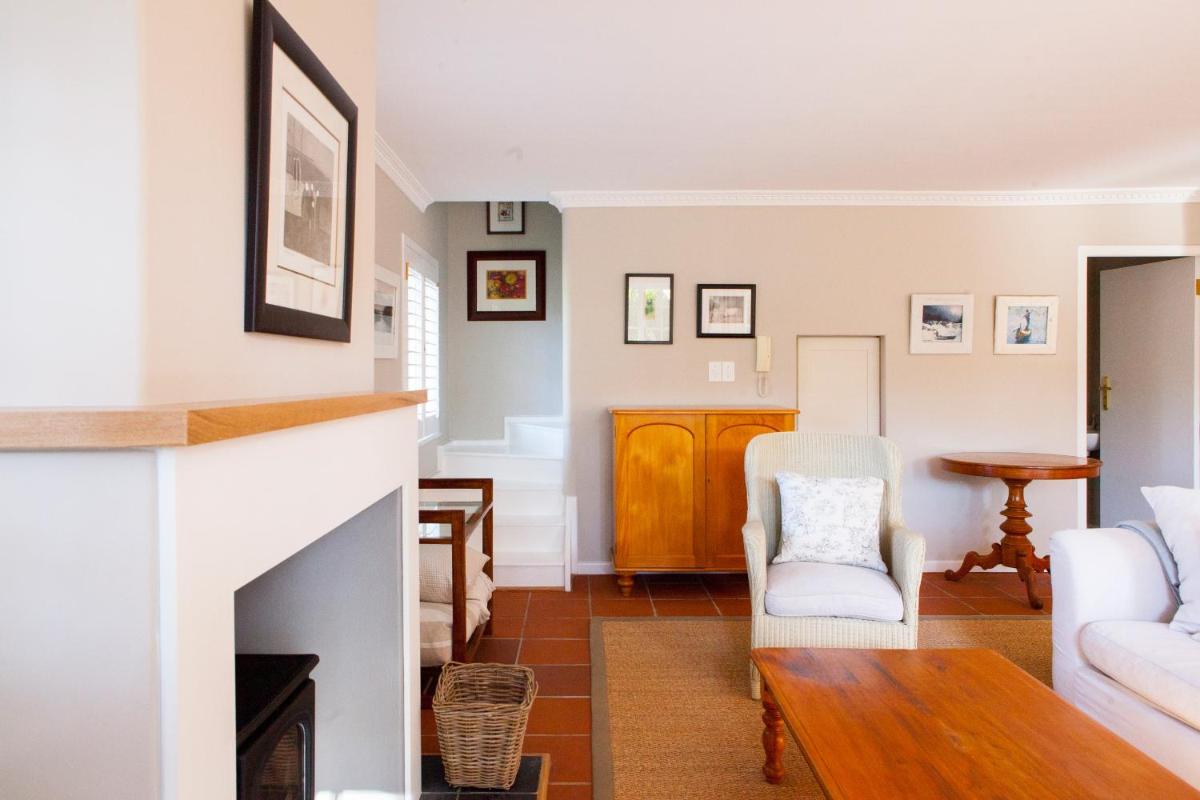 33 Strawberry Lane - Studio and Cottage - Housity