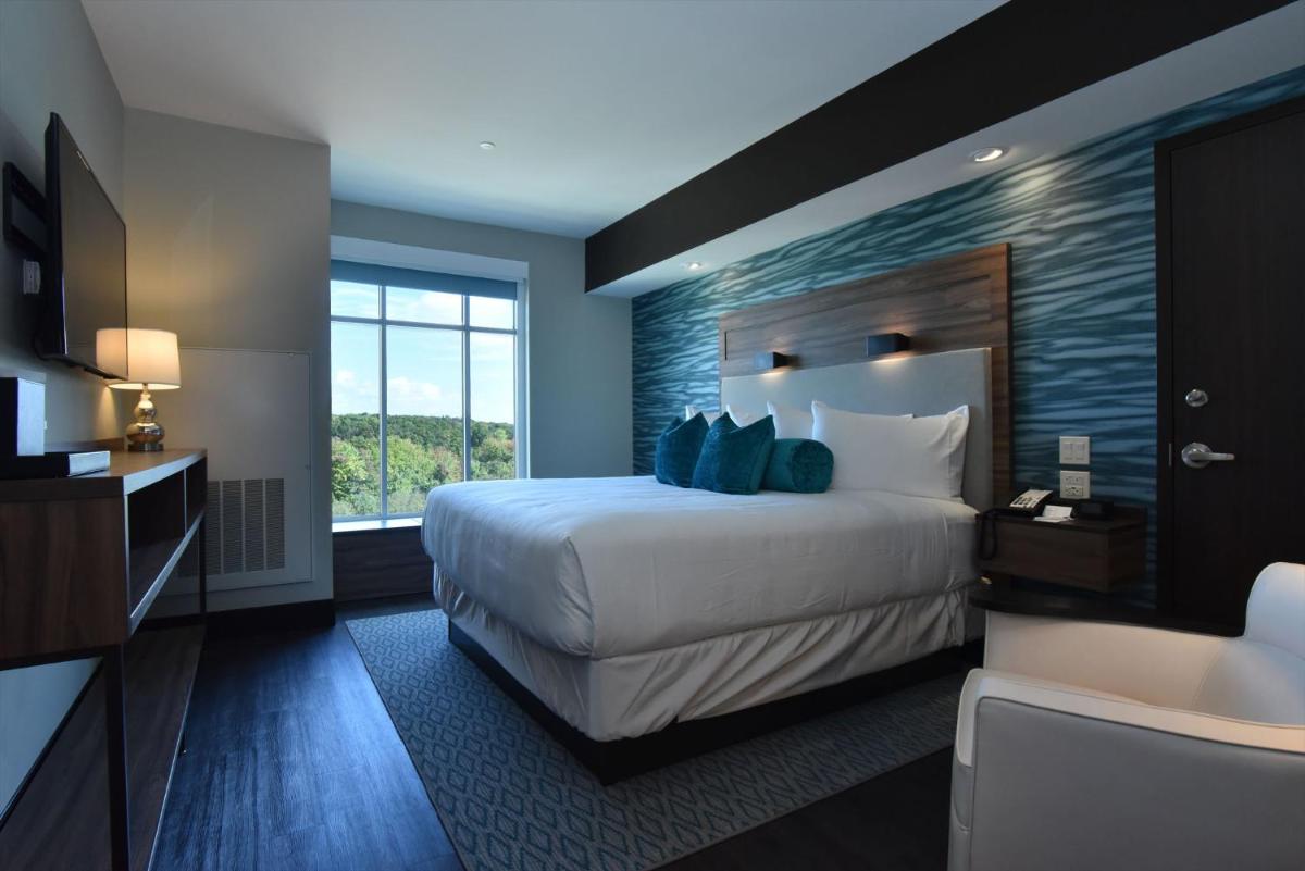 Bally's Twin River Lincoln Casino & Hotel - Housity