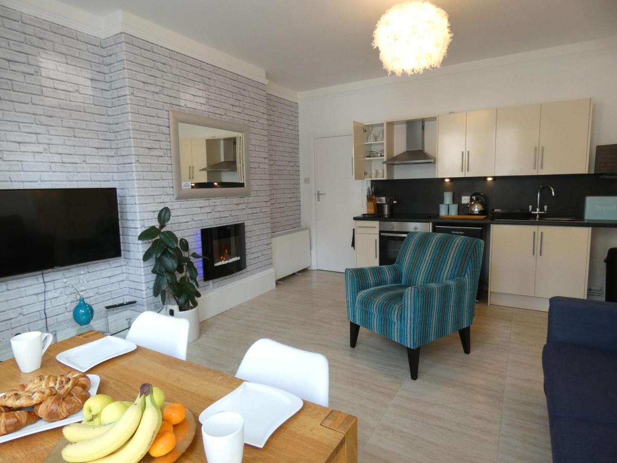 Rialto Holiday Apartments - Housity
