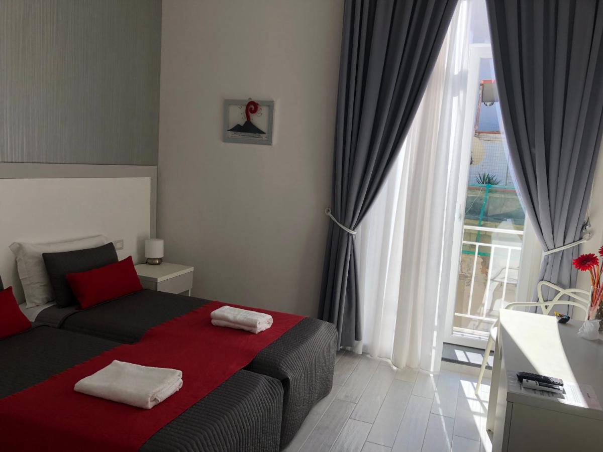 Chiaia Guest House - Housity