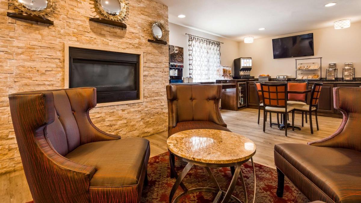Best Western Galena Inn & Suites - Housity