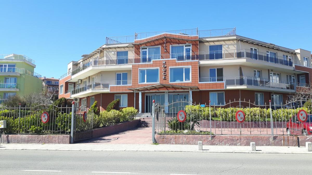 Villa Rouge - Hizvo