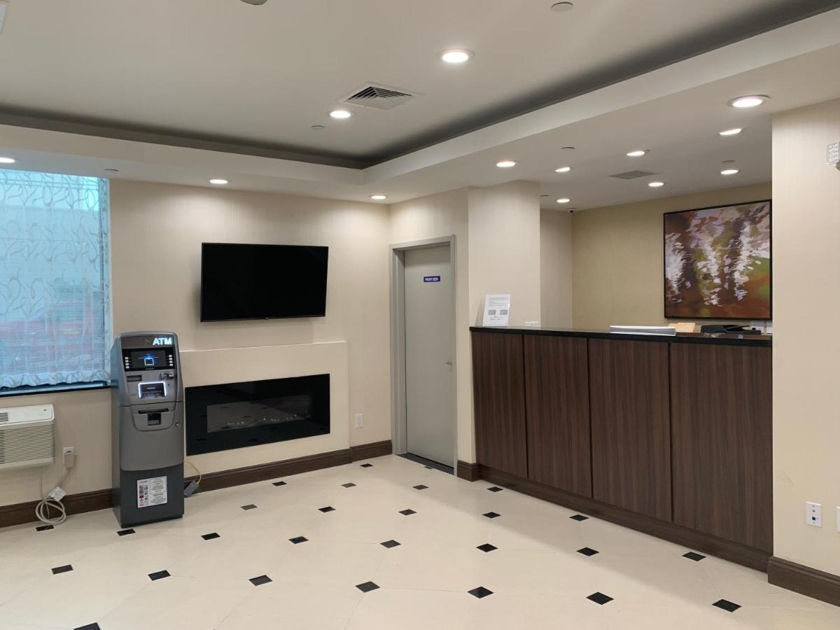 Voyage Hotel - Housity