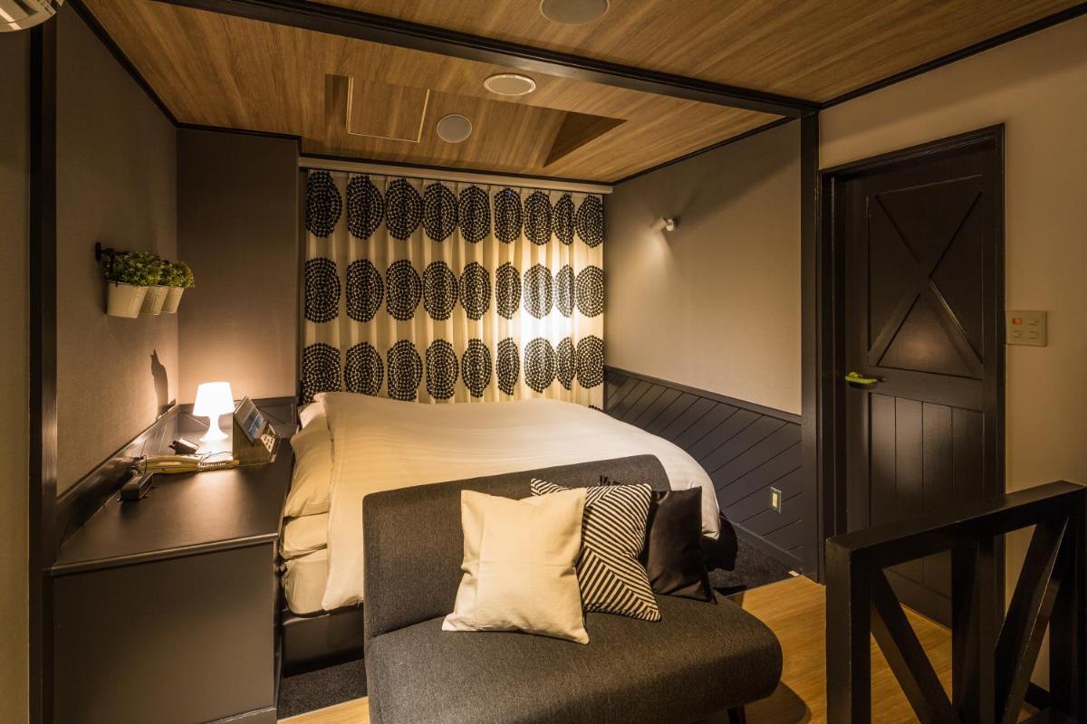 Hotel Aqua Color (Adult only) - Housity