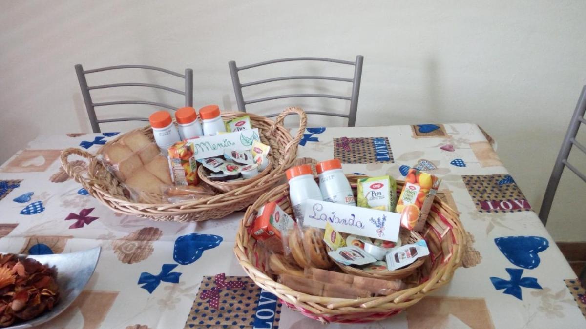 B&B La Rondinella - Housity