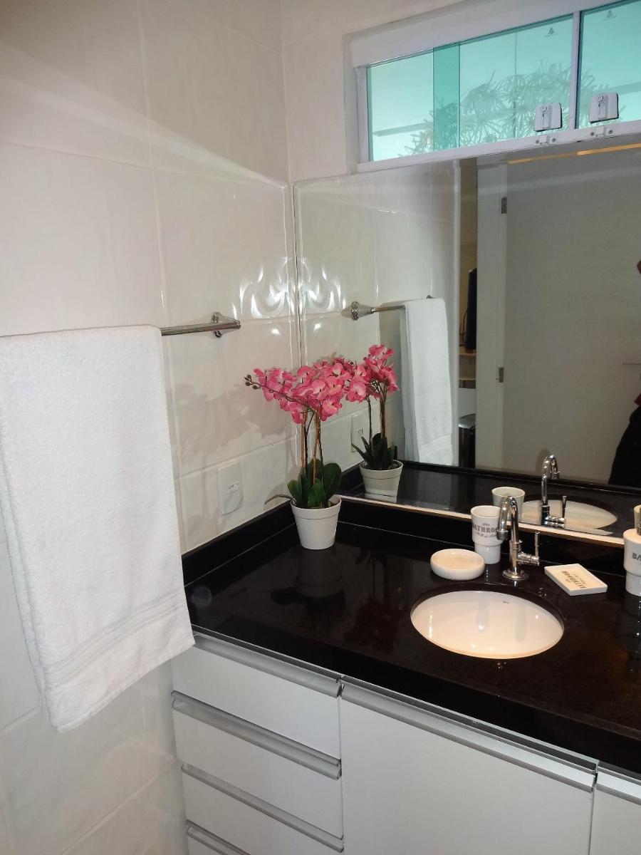 Pousada Flat Hotel em Casa Forte - Housity