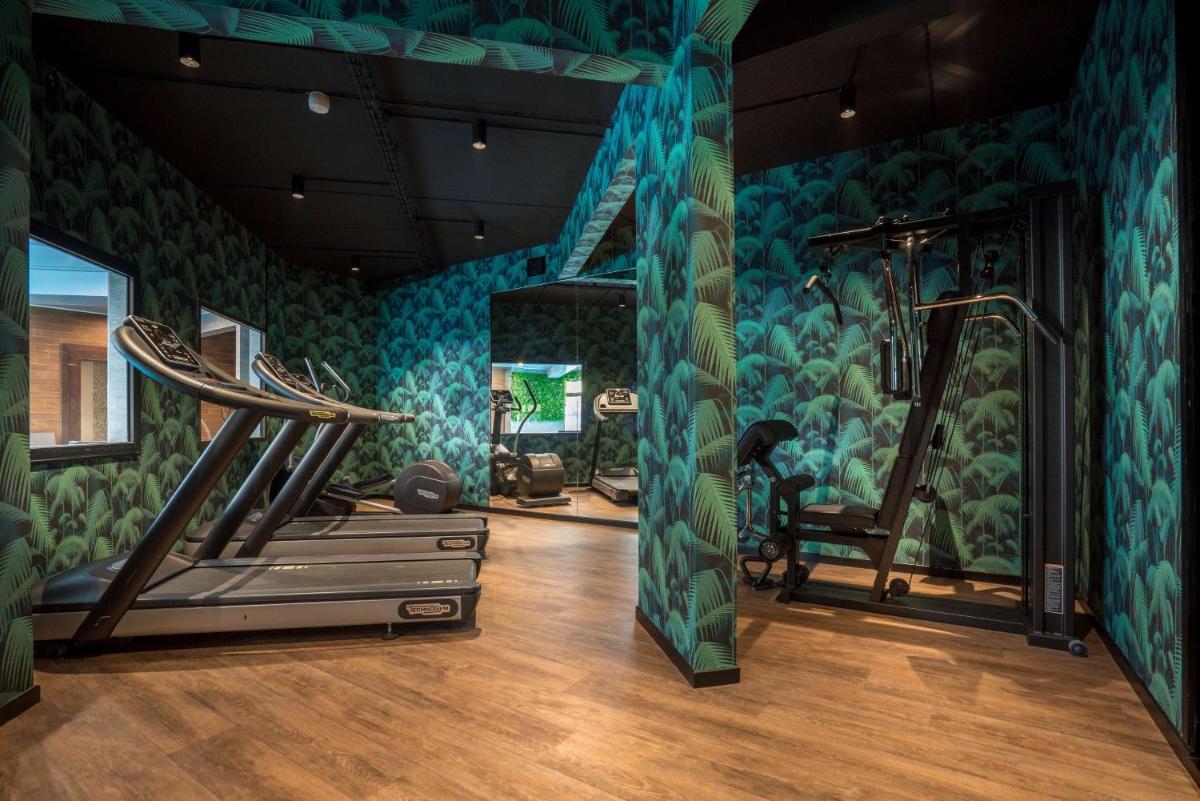 Salle ou équipements de sports de l'établissement Best Western Plus Hostellerie Du Vallon