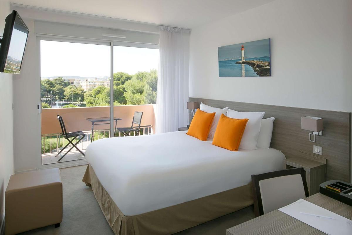 Best Western Hôtel des Thermes - Balaruc les Bains Sète - Housity