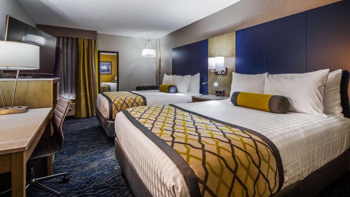 Best Western Plus Bloomington East - Housity
