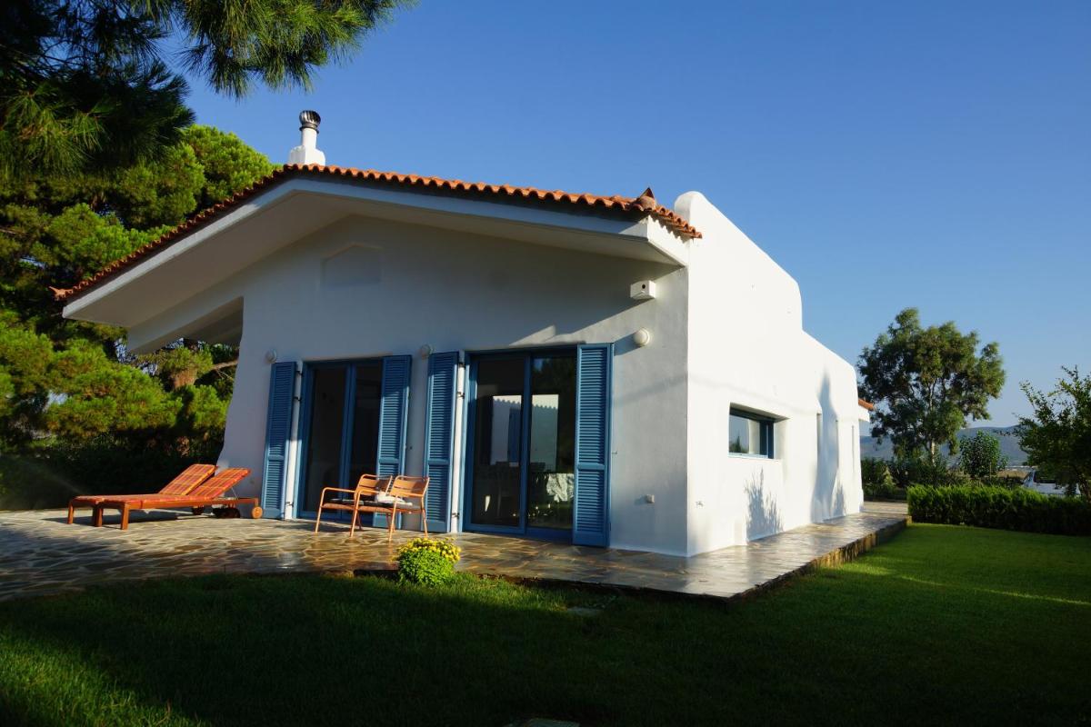 Villa in Marathonos - Housity