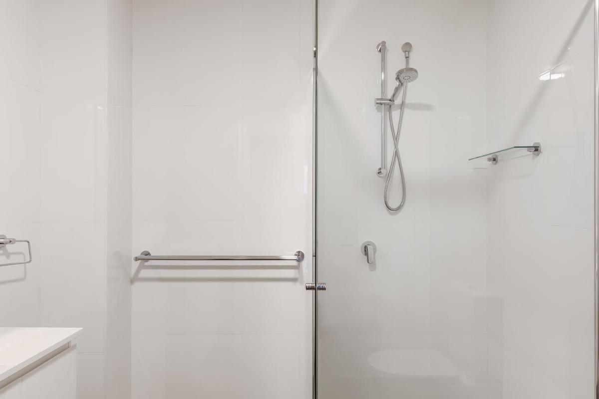 Bluewater Apartments - Housity