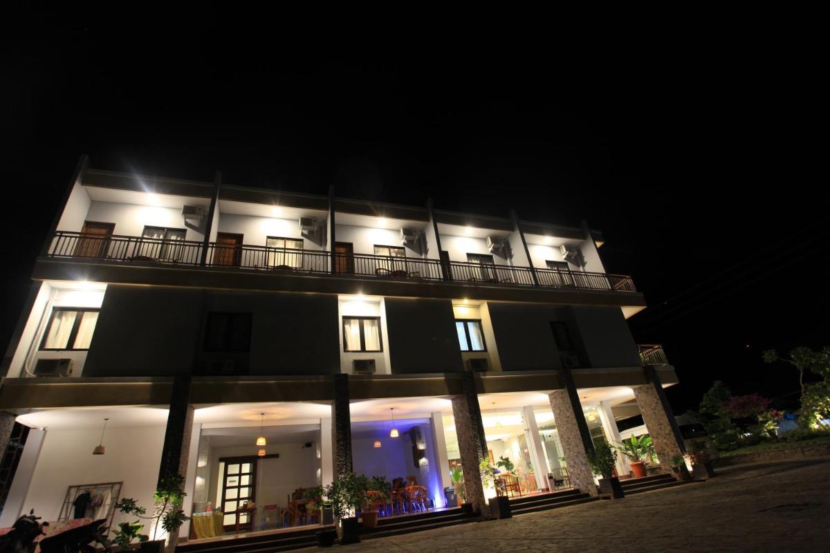 Kalton Hotel - Hizvo