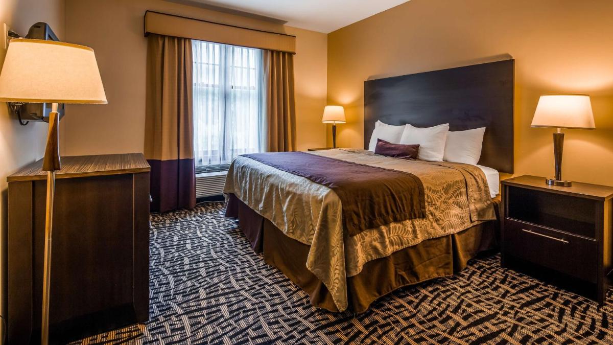 Best Western Plus The Inn & Suites at the Falls - Housity