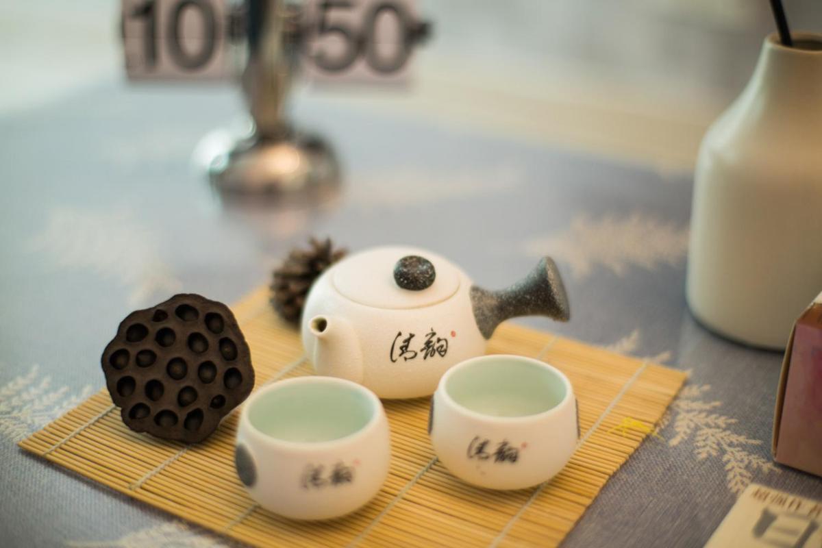 Jinan Lixia·Quancheng Square· Locals Apartment 00126380 - Housity