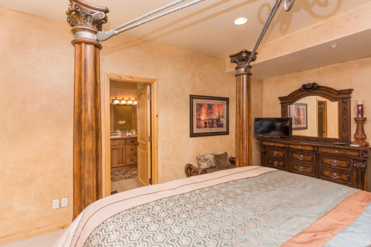 Luxury Townhouse in Wolf Creek - Housity