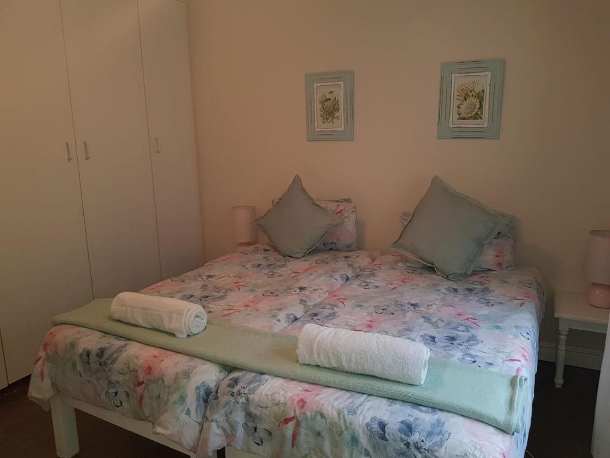 Salties Beach House - Housity