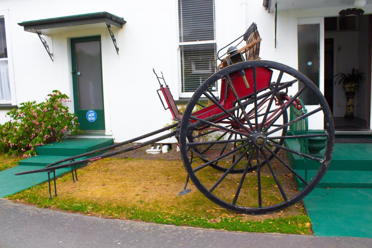 Suitetrails - The Pier Lodge Bed And Breakfast