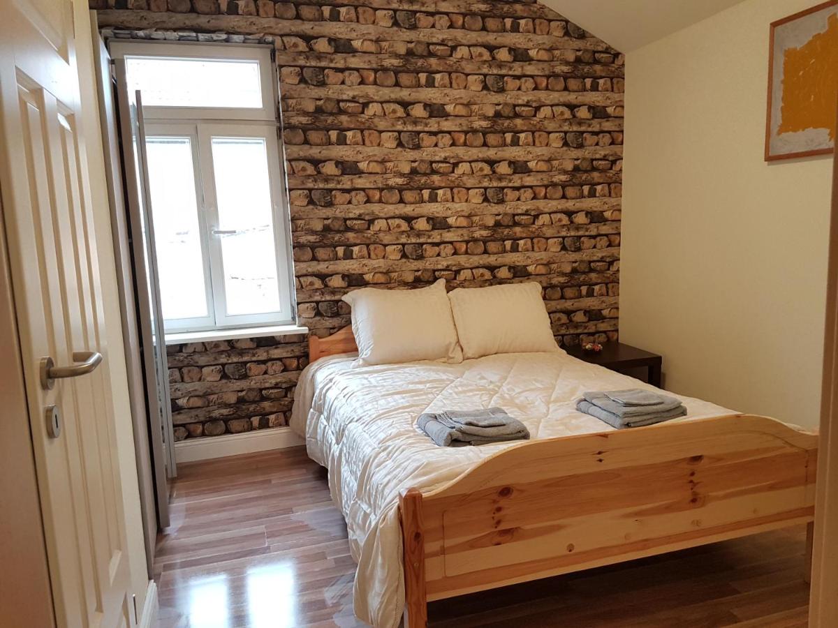 Farbgasse 13 - Housity