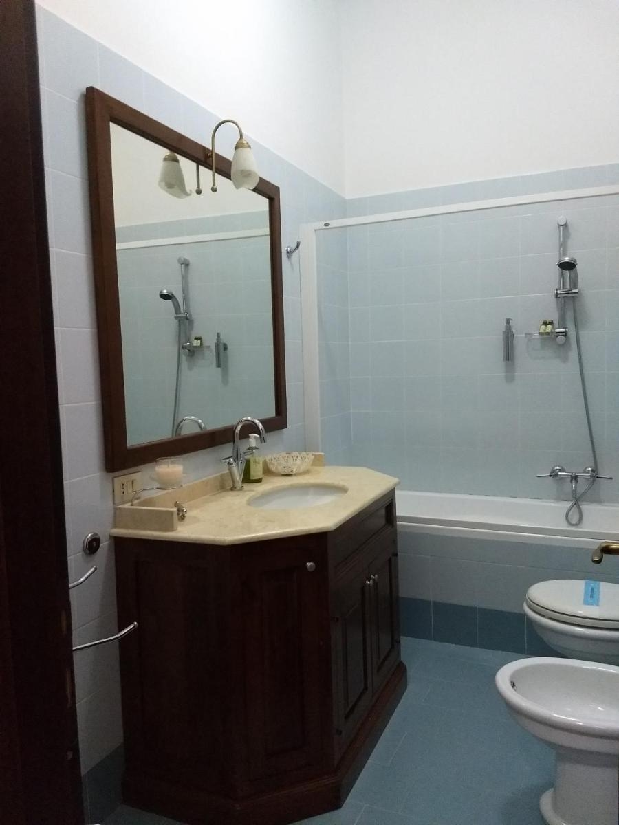 Castel di Pietra - Housity