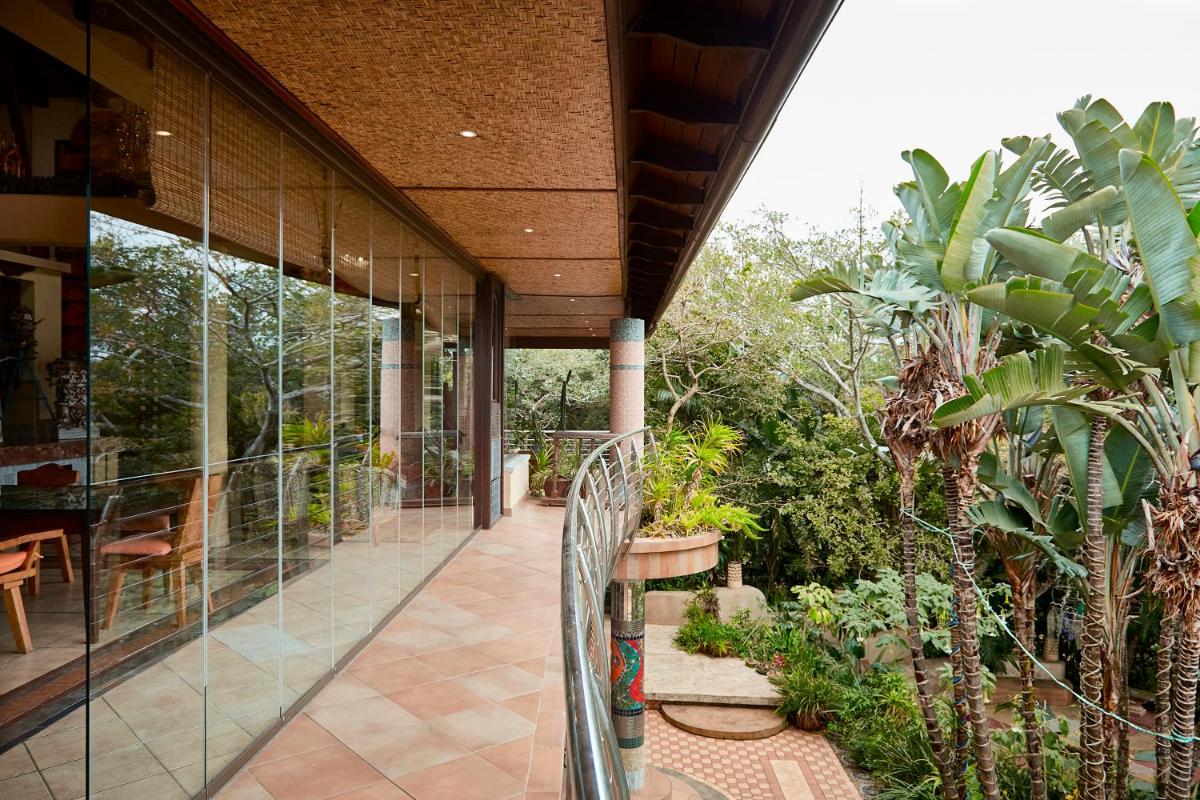 AmmaZulu African Palace - Housity