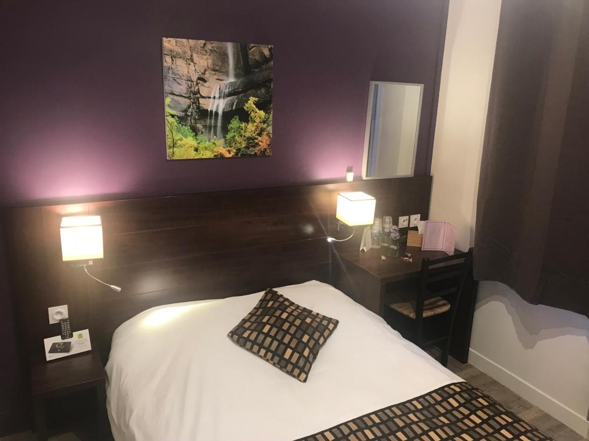 HÔTEL LES IRIS - Housity