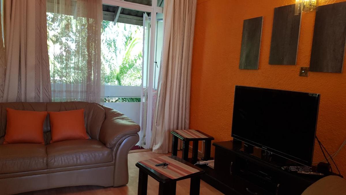 Lolo's 1bed Apt-Best location-2Balconies - Housity
