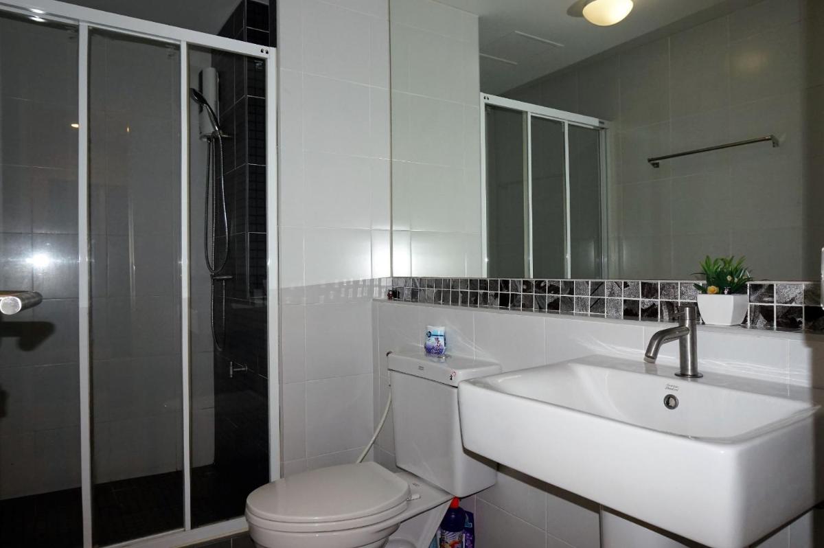 Chiang Mai Old Town luxury Pool Apartment - Kumamoto home - Housity