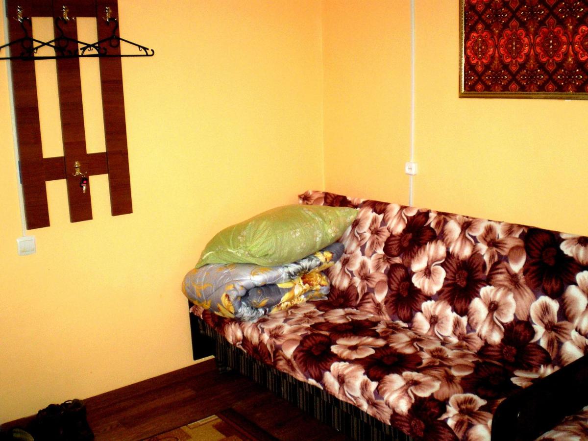 Nebol shaia studiia na prospekte tsentral nom wi fi 2 divana - Housity