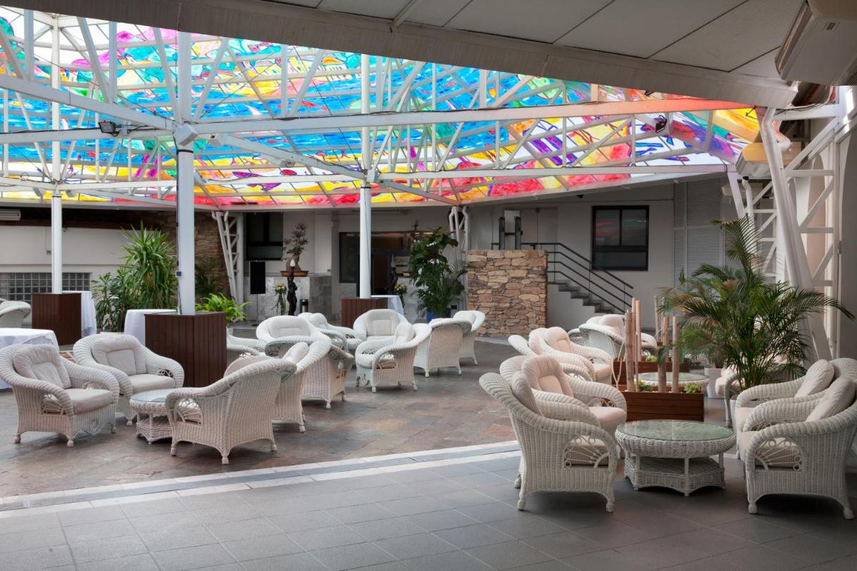 Zona de estar de Hotel Olympia Valencia