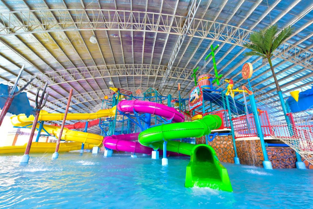Eon Centennial Resort Hotel & Waterpark - Housity