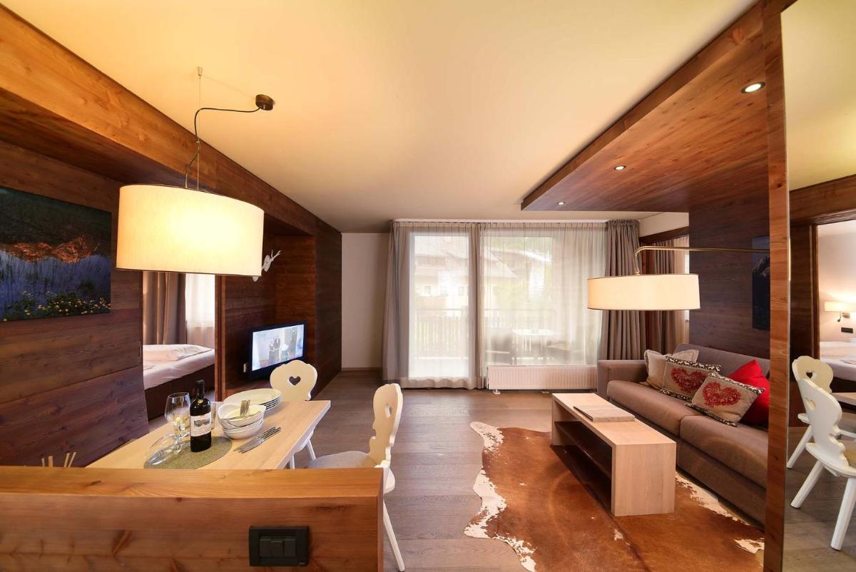 Ariston Dolomiti Residence - Housity