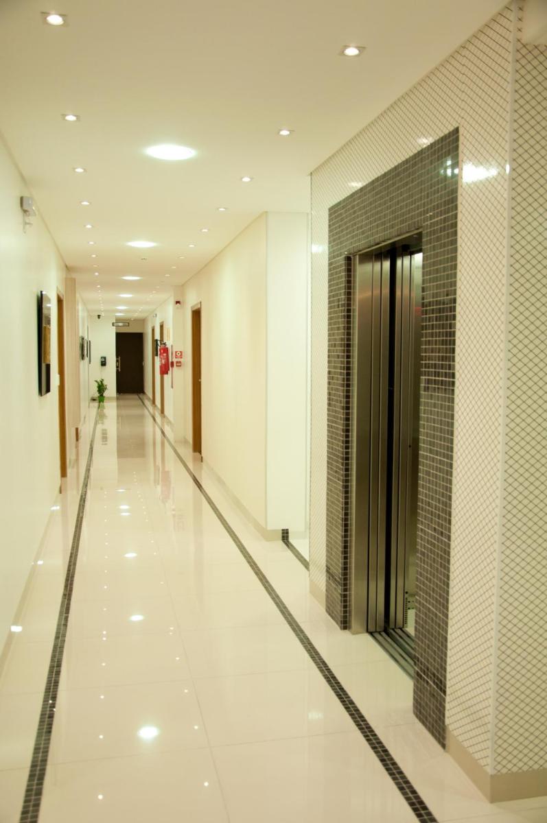 Hotel Roari - Housity