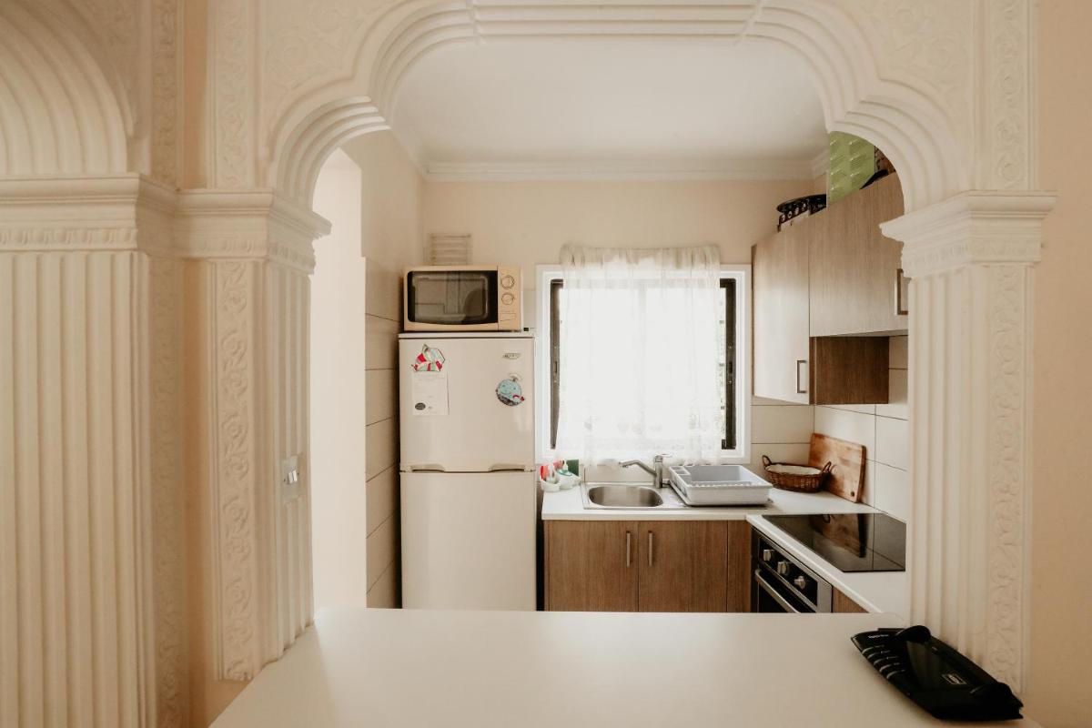 Suitetrails - Miltos beach House
