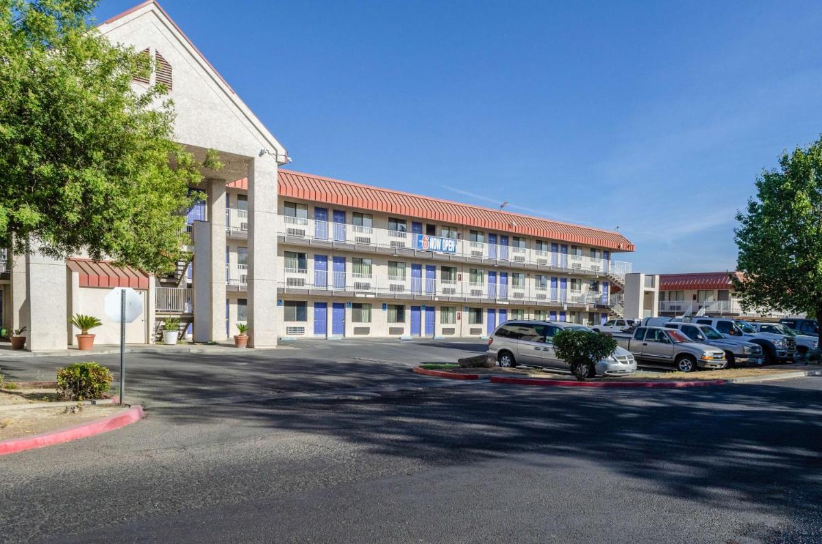 Motel 6-Fresno, CA - Yosemite Hwy - Housity