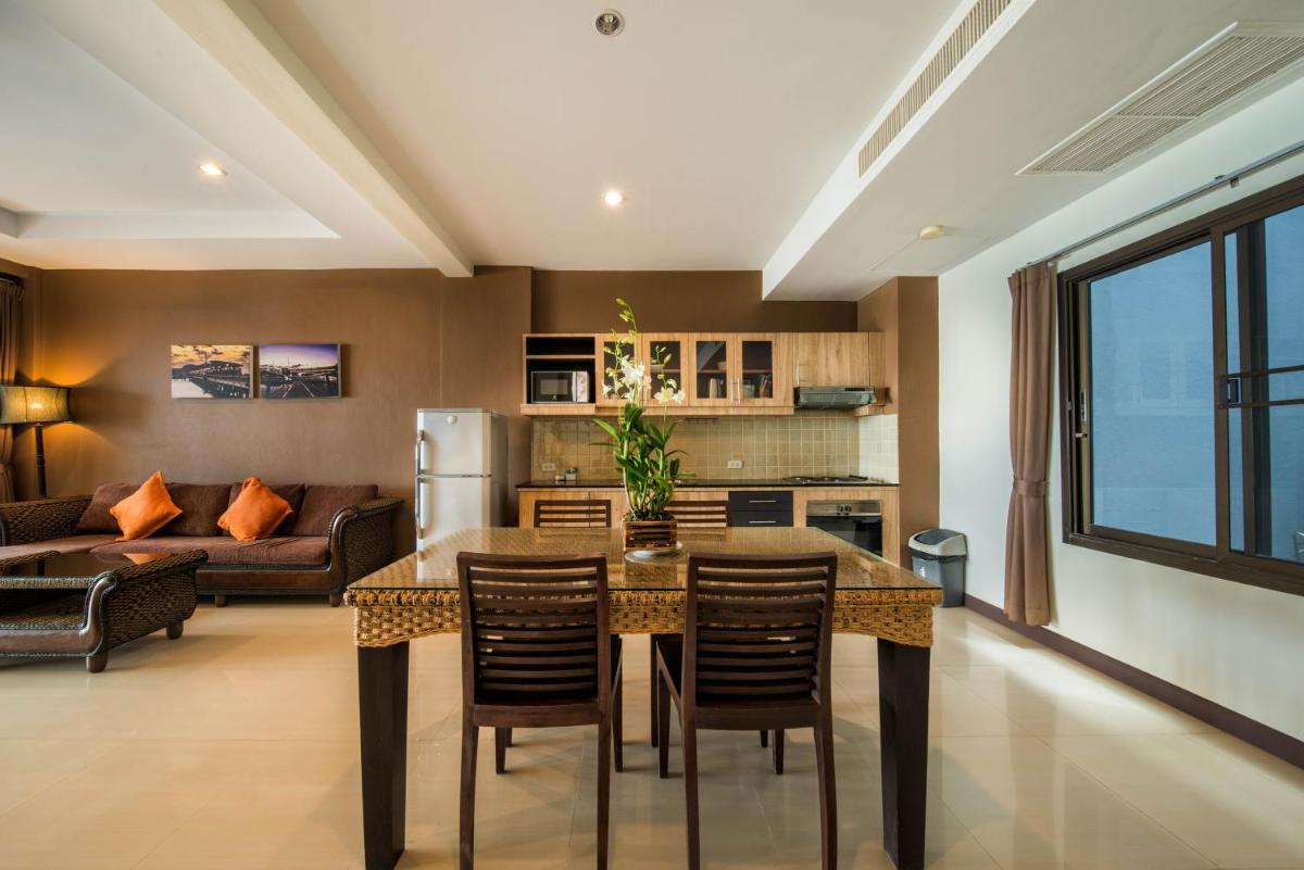 Kamala Beachfront Apartment - Housity