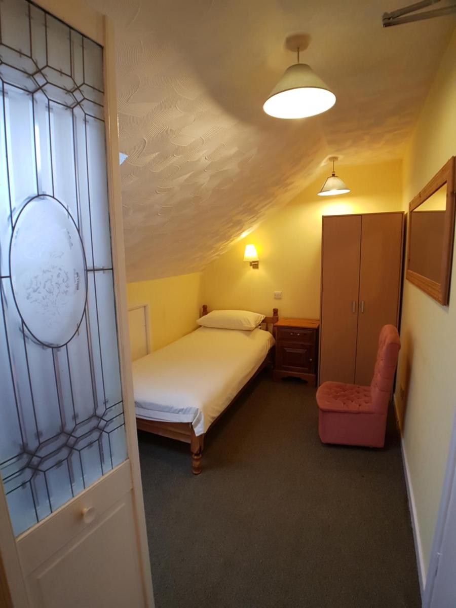 Everley Guest House - Housity
