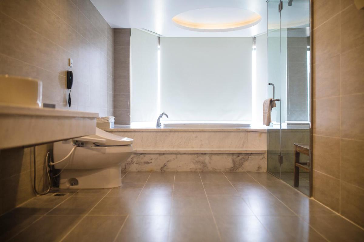 Central Hotel Thanh Hoa - Housity